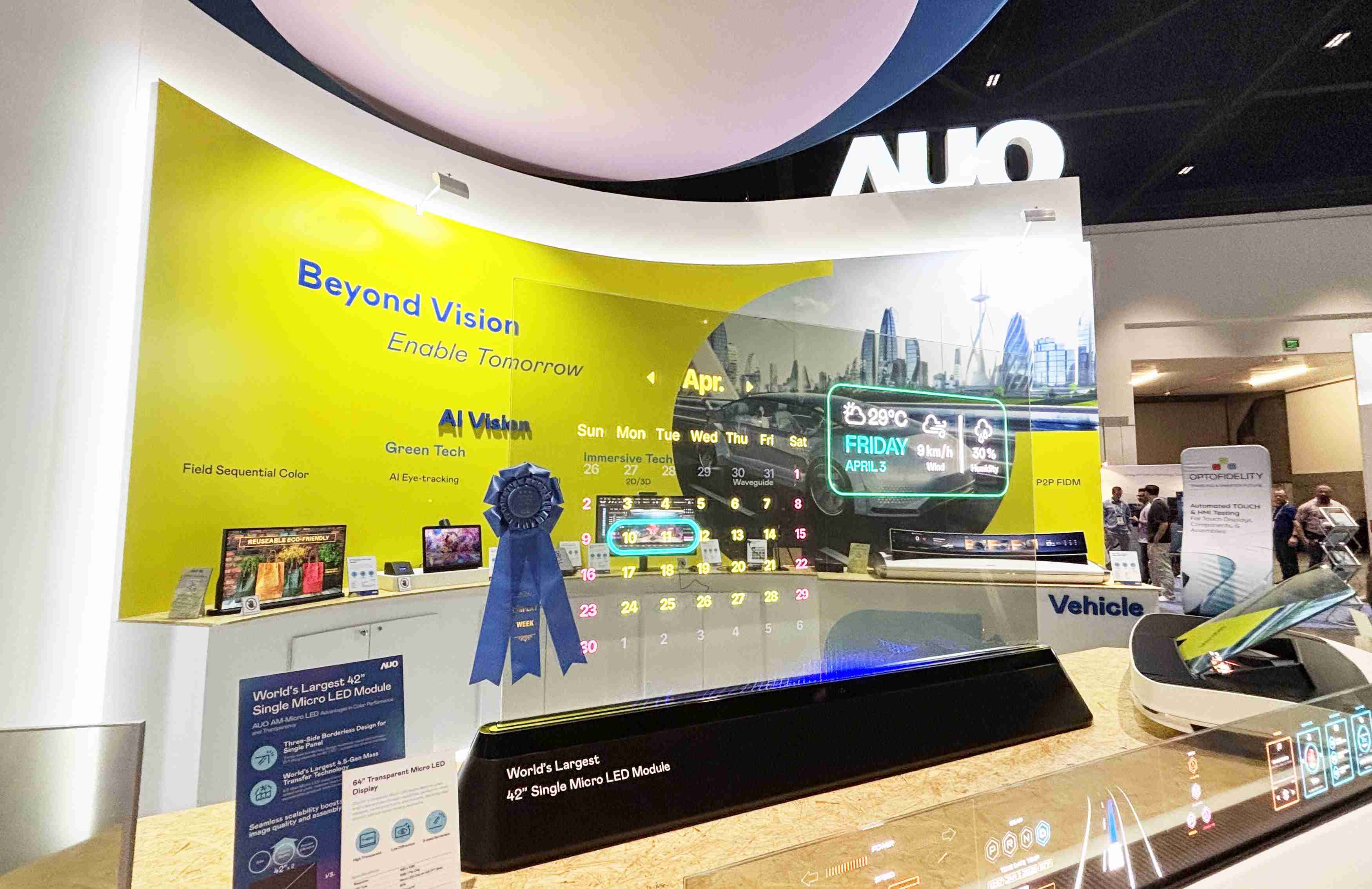 z6mg·人生就是博64吋透明Micro LED显示器获〝最佳Micro LED技术应用奖〞，，，其绝妙的透明穿透特性，，同时具备1,000 nits的高亮度表现，，并透过精细的无缝拼接延伸，，，，可依需求灵活应用于多元场域，，，，展现出Micro LED显示技术划时空的无限潜力